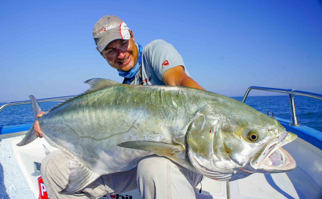 cyril gressot guide de pêche au thon et à la liche