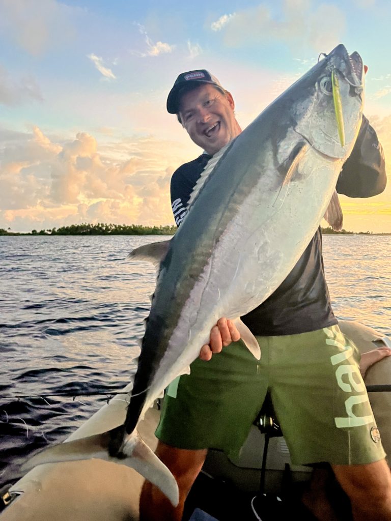 Gros thon à dent de chien dans les Tuamotu, pêche en polynésie.